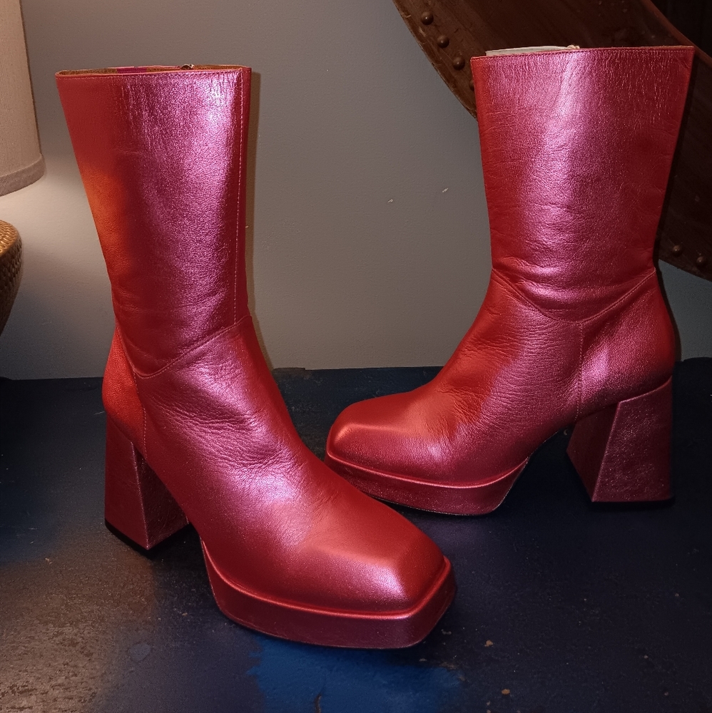 EMMA leather boots